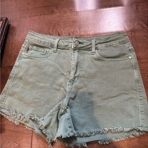 Green Denim Frayed Hem Women's Shorts